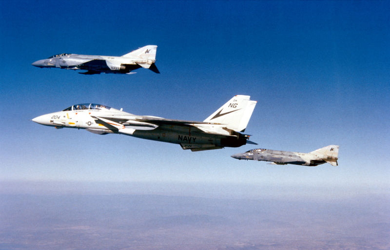 Illustration for article titled This Topgun Instructor Watched The F-14 Go From Tomcat To 'Bombcat'